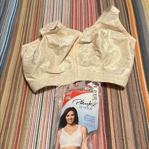 Playtex 18 Hour Floral Cream Bra